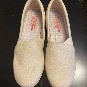 Skechers women’s shoes